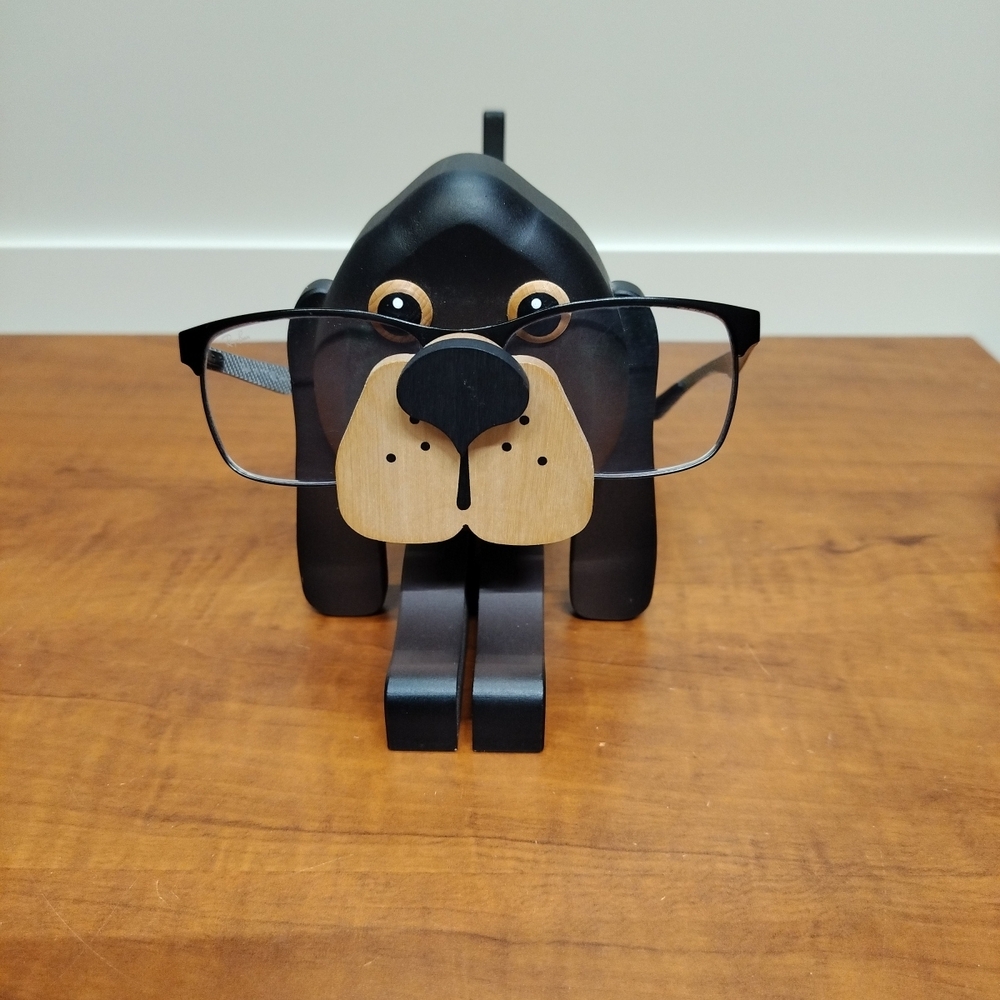 Handcrafted Eyeglasses Holder Dog Made In Erzgebirge(Ore Mountains) Germany 5x8"